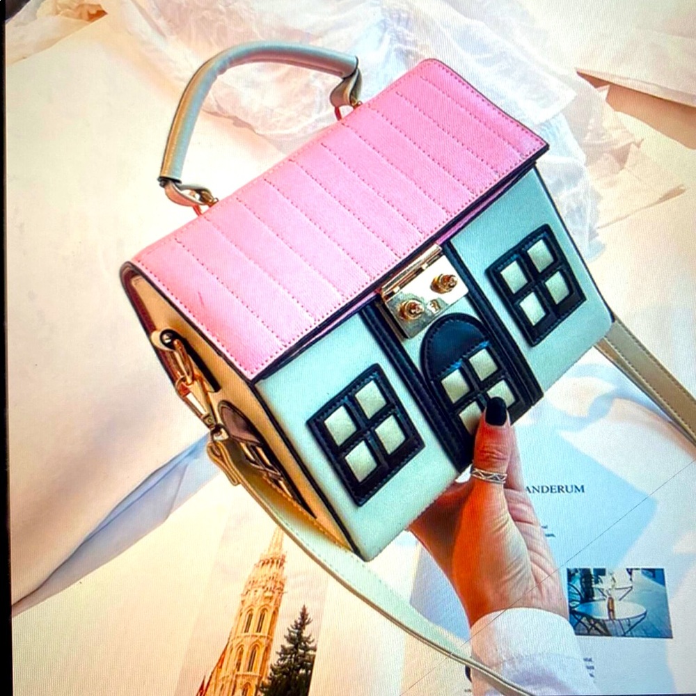 House-shape bag (beige, pink, brown)